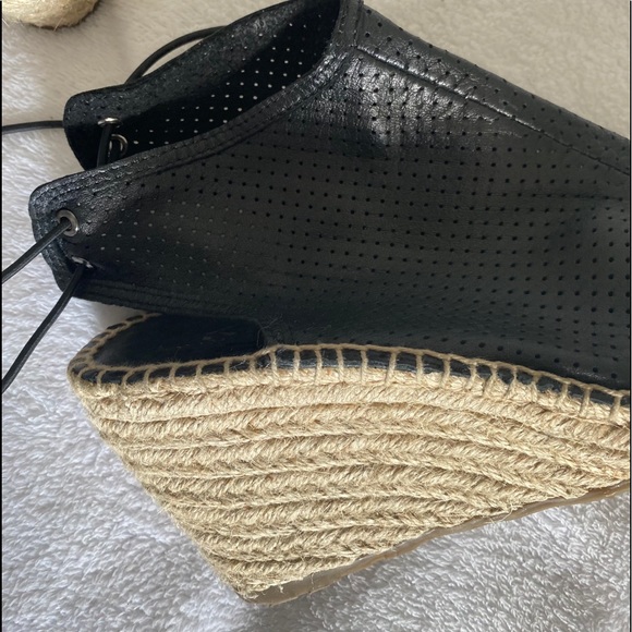 Dkny Black wedge espadrilles. - Picture 4 of 8